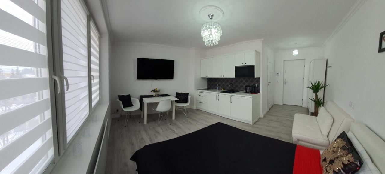 Sunny Apartments Gorlice Bagian luar foto