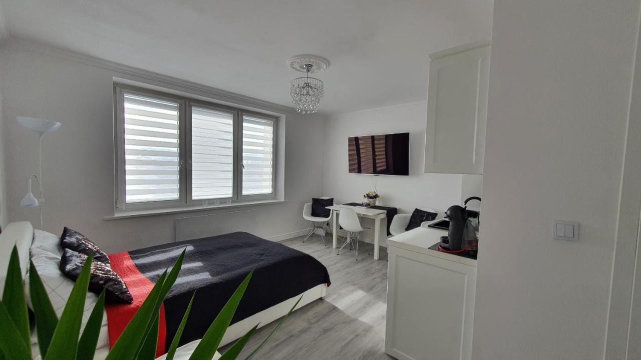 Sunny Apartments Gorlice Bagian luar foto